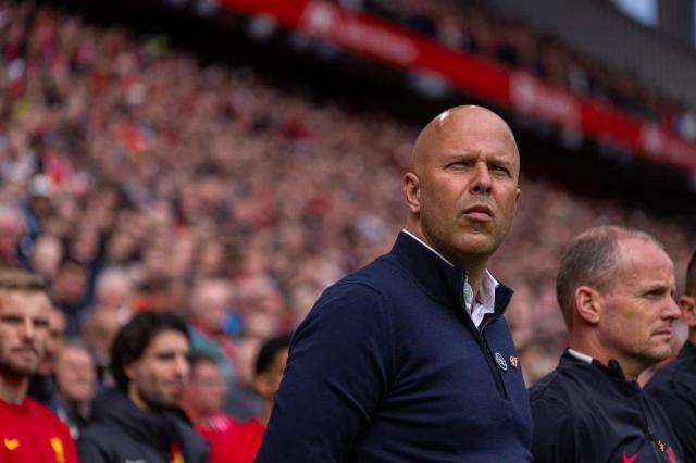 乐竞体育app官网-斯洛特：球员们展现出强大意志 如今英超水平极高